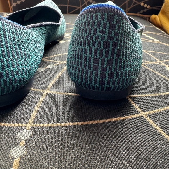 Rothy’s Spruce python points size 6 - Picture 7 of 9